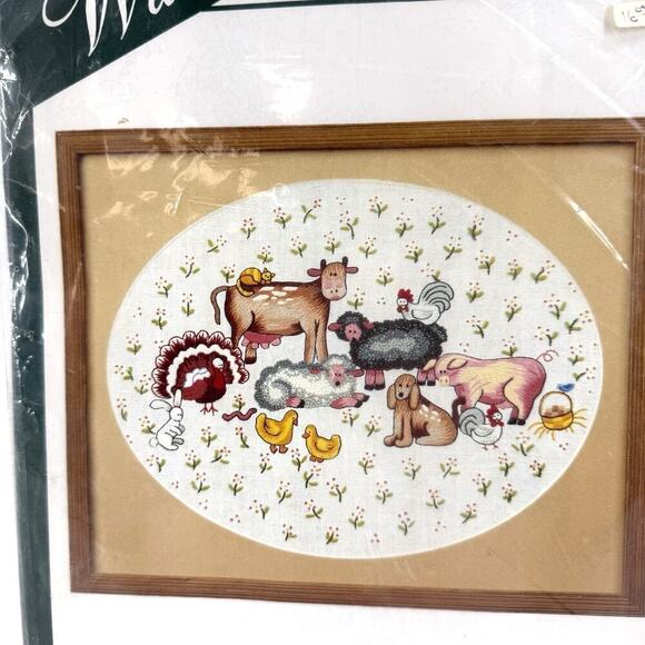 Elsa Williams Crewel Embroidery Kit “Country Kingdom” Farm Animal Linen Wool NEW - Picture 2 of 7